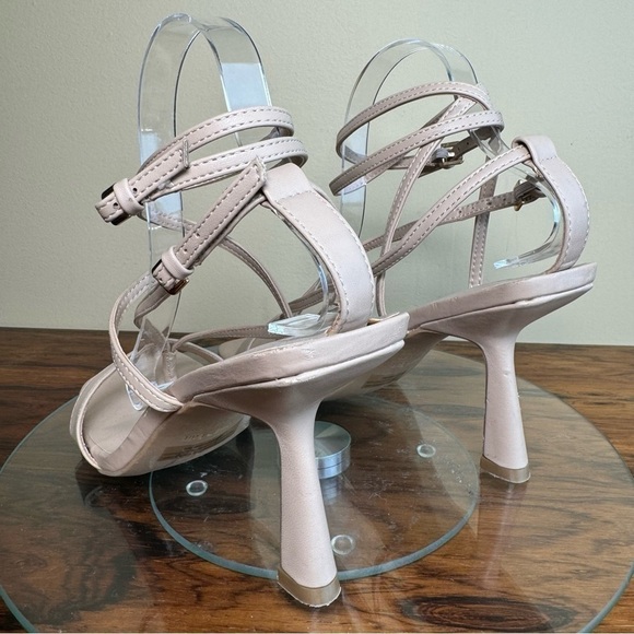 Nordstrom Open Edit Robyn Sandal in Natural - Picture 11 of 16